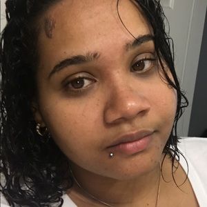 Meet your Posher, Marion